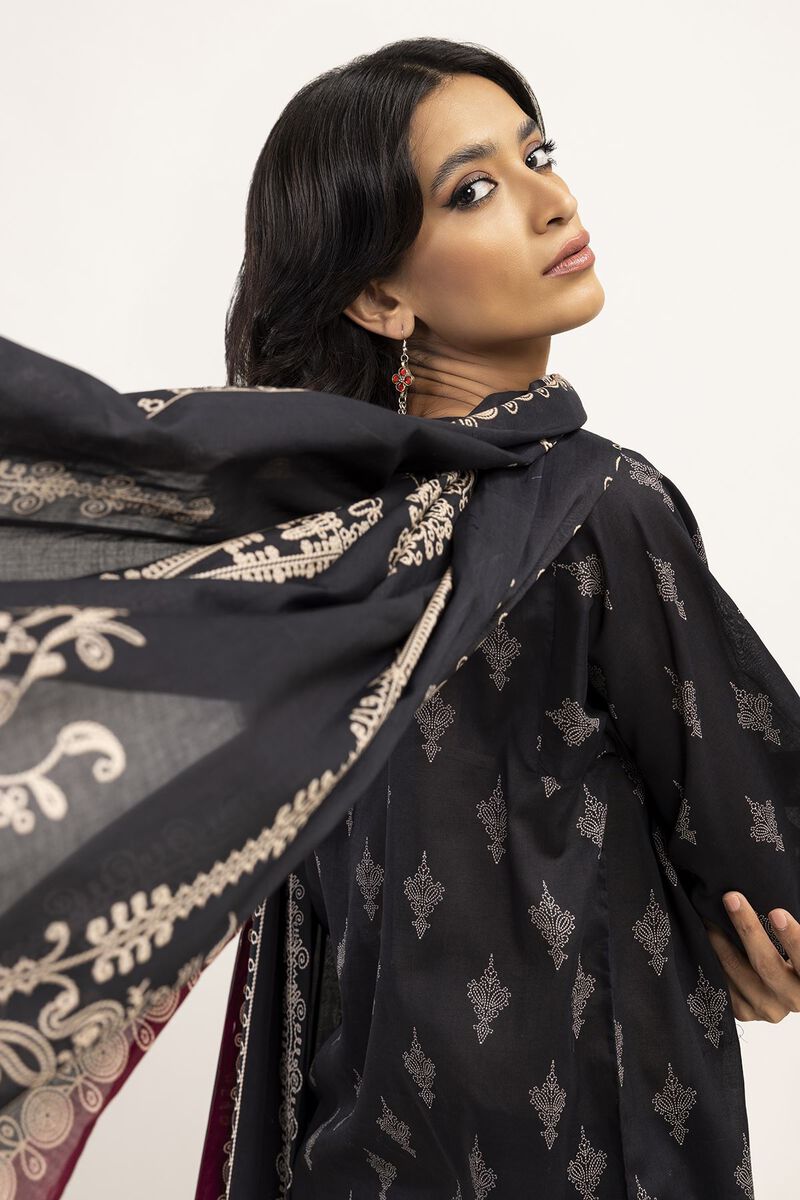 Embroidered | Lawn | Fabrics 3 Piece | null