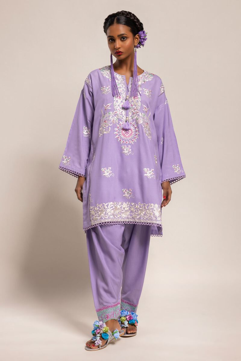  | Kurta | Embroidered | null