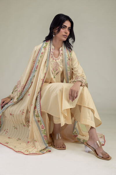 Embroidered | Cambric | Floral Beige Kurta | GBP 40.00
