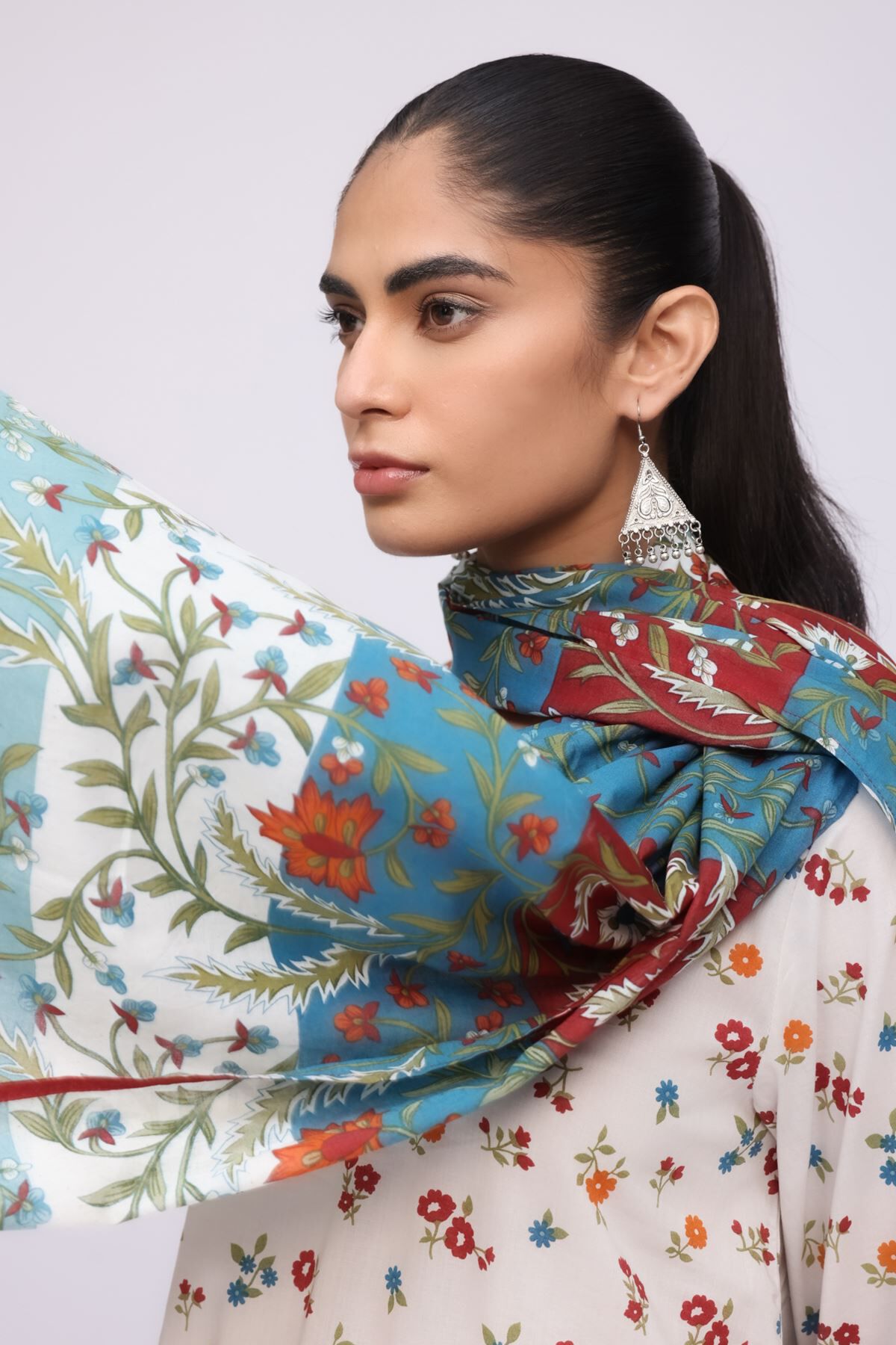 Buy Dupatta | 0.0 N/A | 25-04EX13-01SA-VG_MULTI | Khaadi United Buy Dupatta | 0.0 N/A | 25-04EX13-01SA-VG_MULTI | Khaadi United
