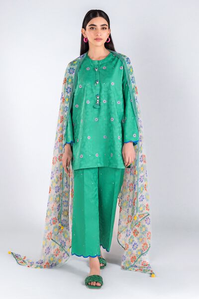  | Kurta | Embroidered | GBP 9.00