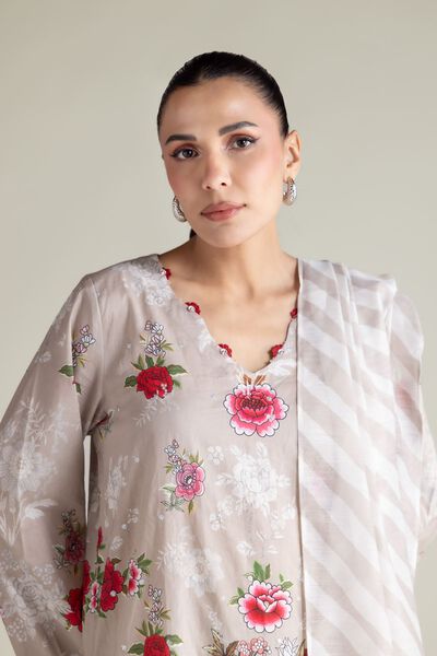 Embroidered | Cambric | Fabrics 3 Piece | GBP 24.50