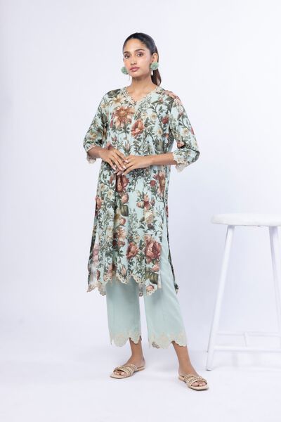 Embroidered | Lawn | Kurta | GBP 30.00
