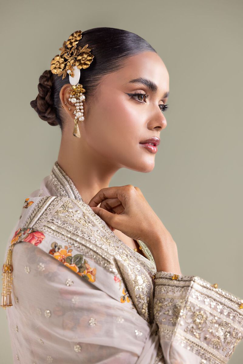 Embroidered | Chiffon | Floral Zari 3-piece | GBP 155.00