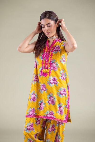 Embroidered | Cambric | Kurta | GBP 17.50