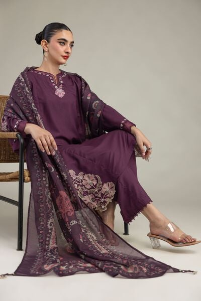 Embroidered | Raw Silk | Floral Threadwork Kurta | GBP 40.00