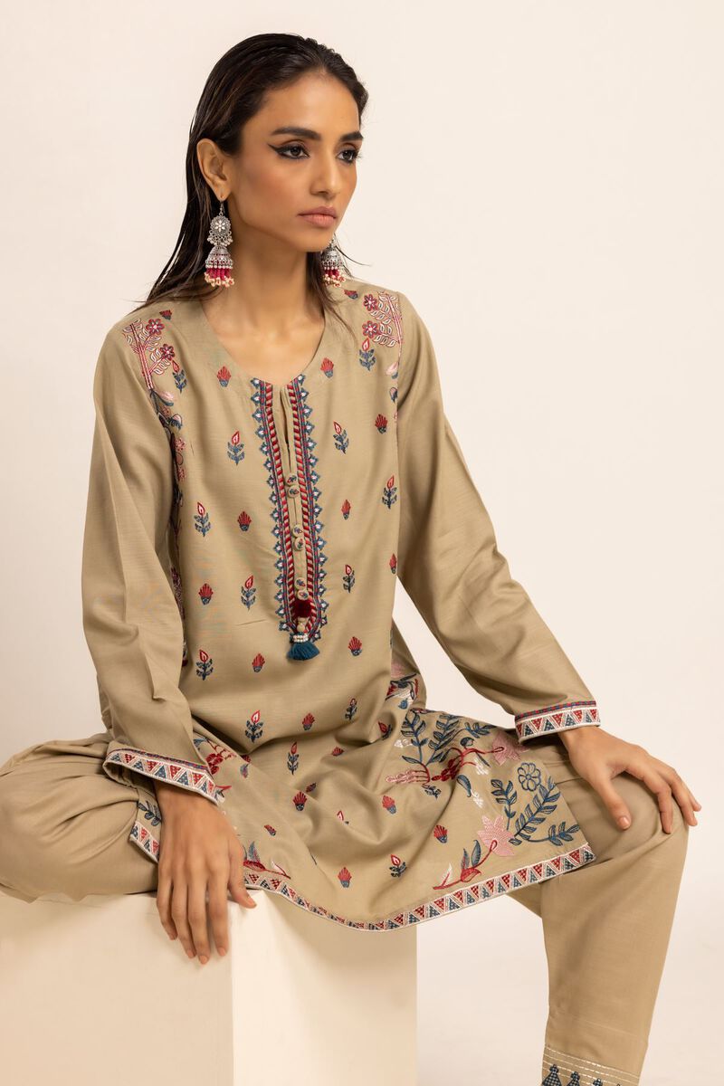  | Kurta | Embroidered | null