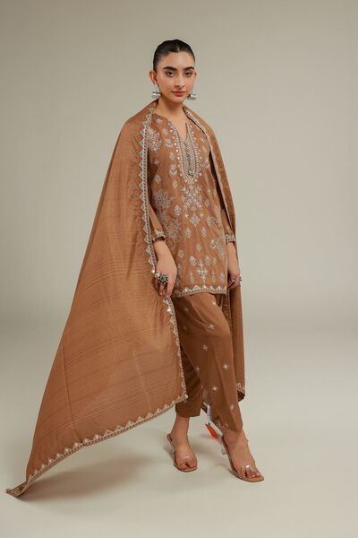 Embroidered | Polyester Silk | Embroidered Formal Dupatta | GBP 30.00