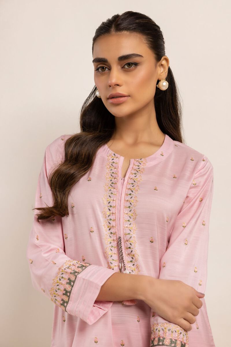  | Kurta | Embroidered | null