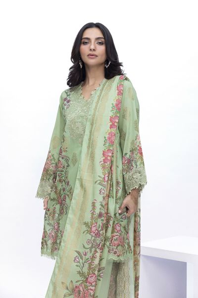 Embroidered | Jacquard | Tailored 3 Piece | GBP 70.00