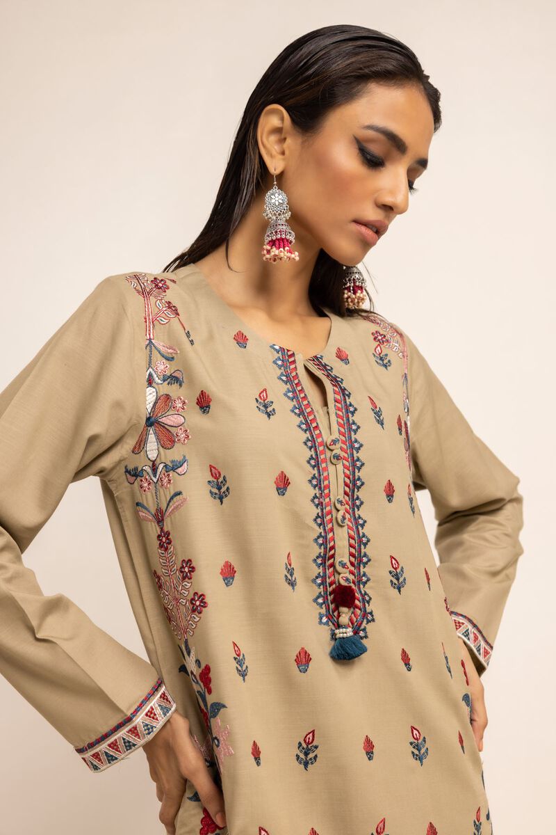  | Kurta | Embroidered | null
