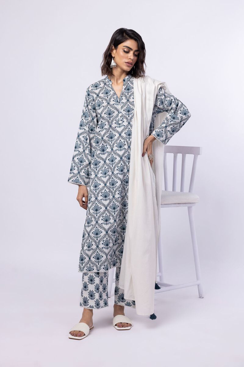 https://uk.khaadi.com/dw/image/v2/BJTG_PRD/on/demandware.static/-/Sites-khaadi-master-catalog/default/dwe84d0cc2/images/hi-res/25-04ex11-02ba_multi_1.jpg?sw=800&sh=1200