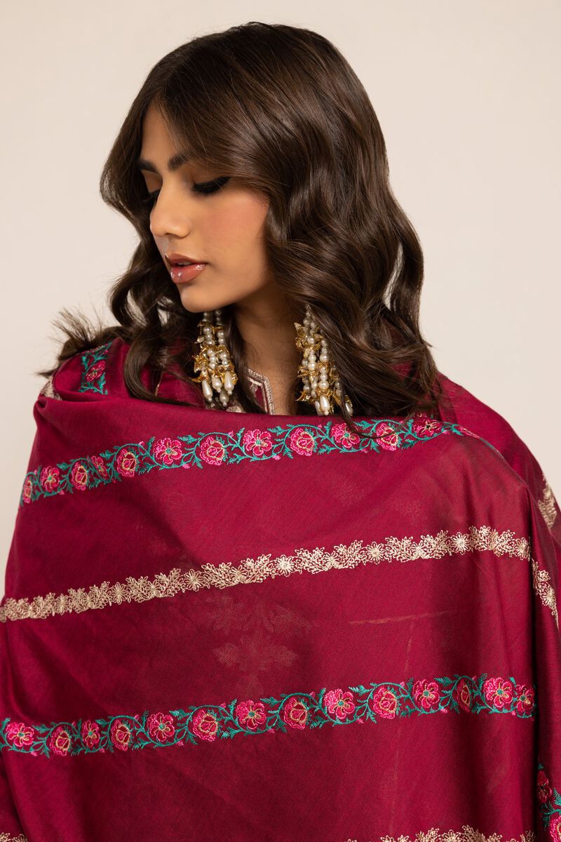  | Dupatta | Embroidered | null