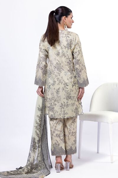 Embroidered | Cambric | Fabrics 3 Piece | GBP 22.50