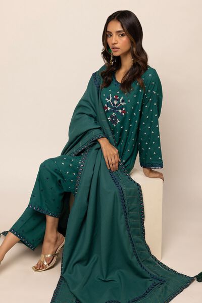 Shawl | Embroidered