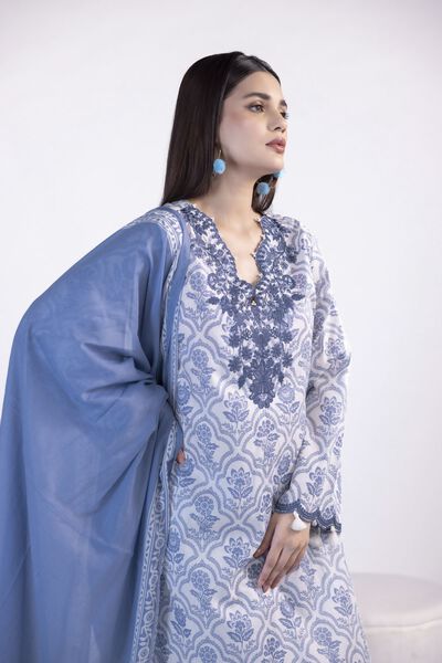 Embroidered | Lawn | Tailored 3 Piece | GBP 25.00