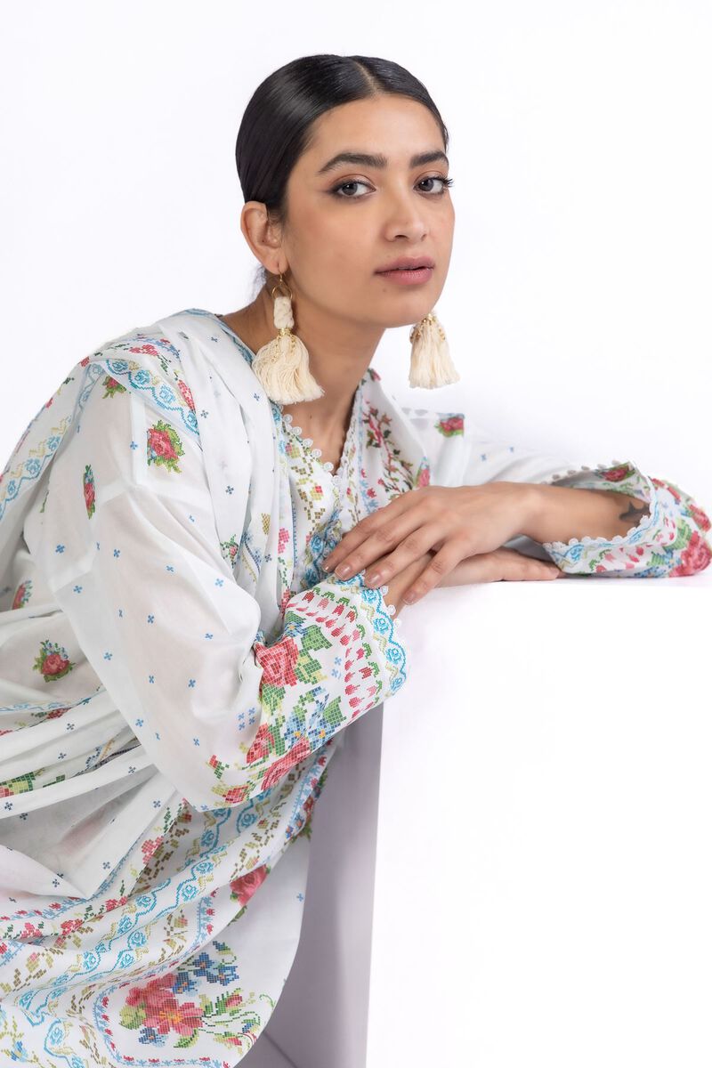 Embroidered | Lawn | Fabrics 3 Piece | null