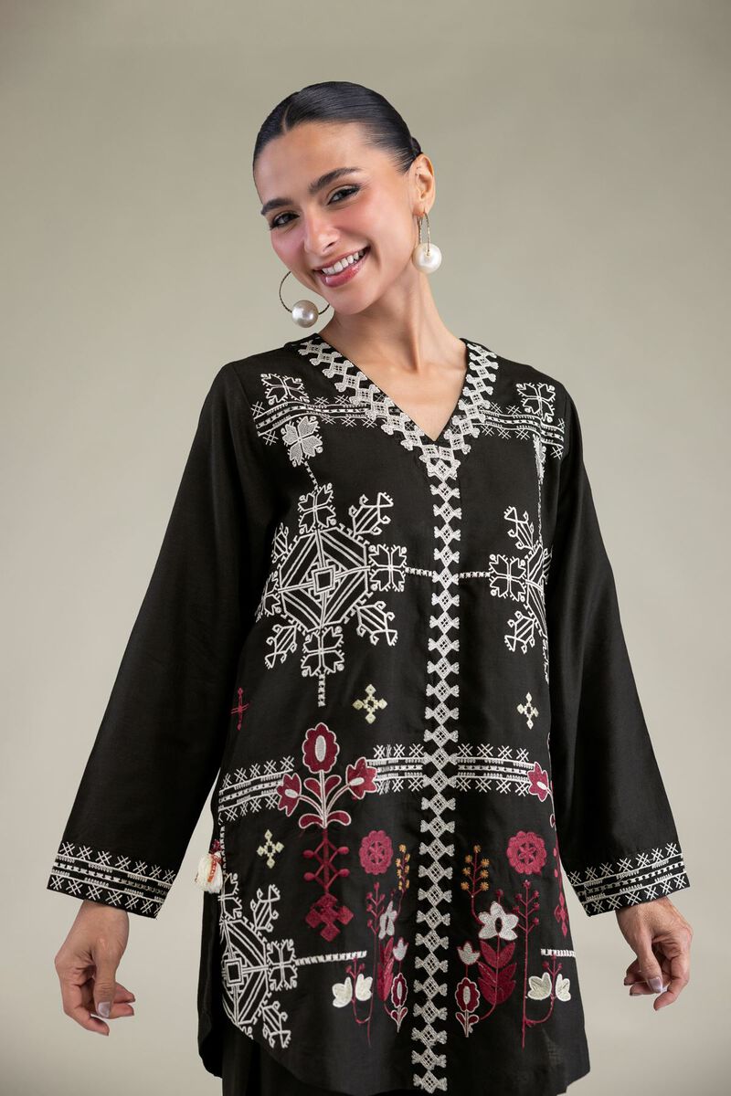 Embroidered | Raw Silk | Black Floral Kurta | GBP 35.00