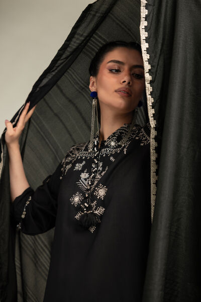Embroidered | Polyester Silk | Black Silk Dupatta | GBP 30.00