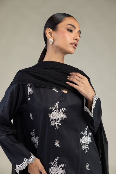 Embroidered | Dobby | Tailored Floral 3-Piece | GBP 70.00