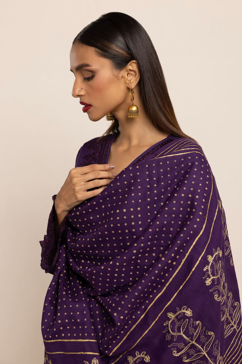  | Shawl | Embroidered | null