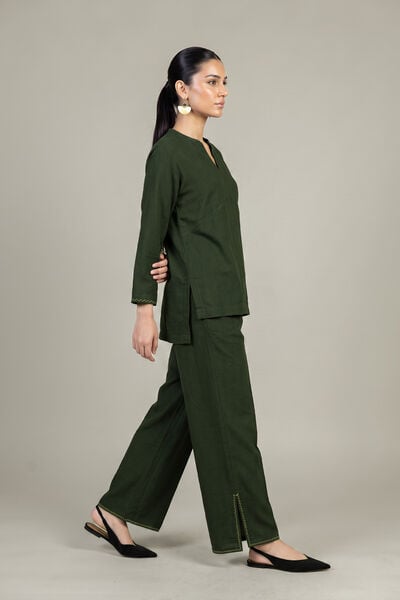 Dyed | Crepe | Solid Crepe Trousers | GBP 25.00