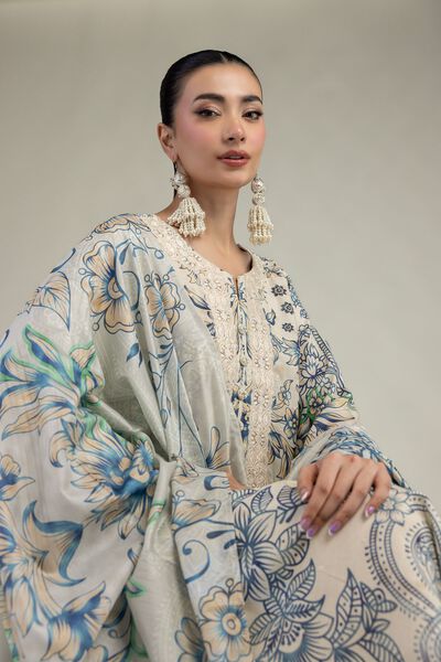 Embroidered | Raw Silk | Floral Round-Neck Kurta | GBP 50.00