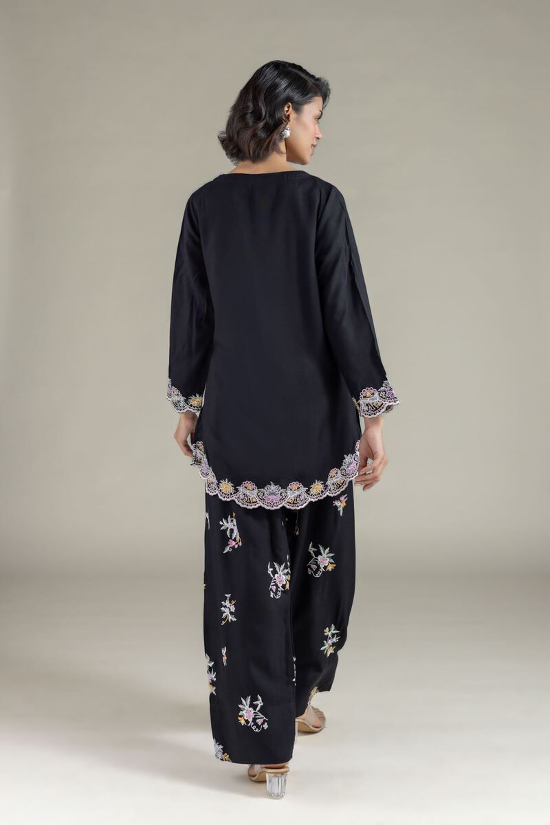 Embroidered | Heavy Blended Viscose | Floral V-Neck Kurta | GBP 21.00