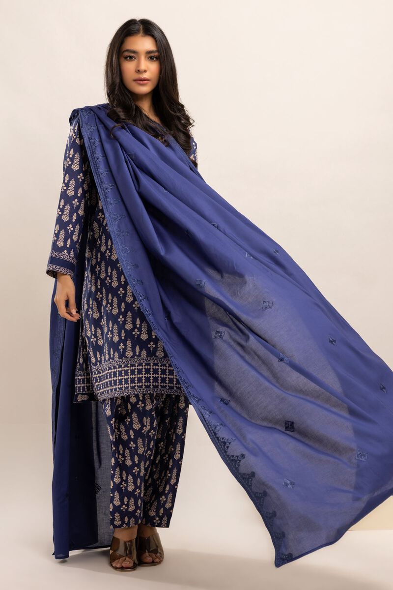  | Chaadar | Embroidered | null