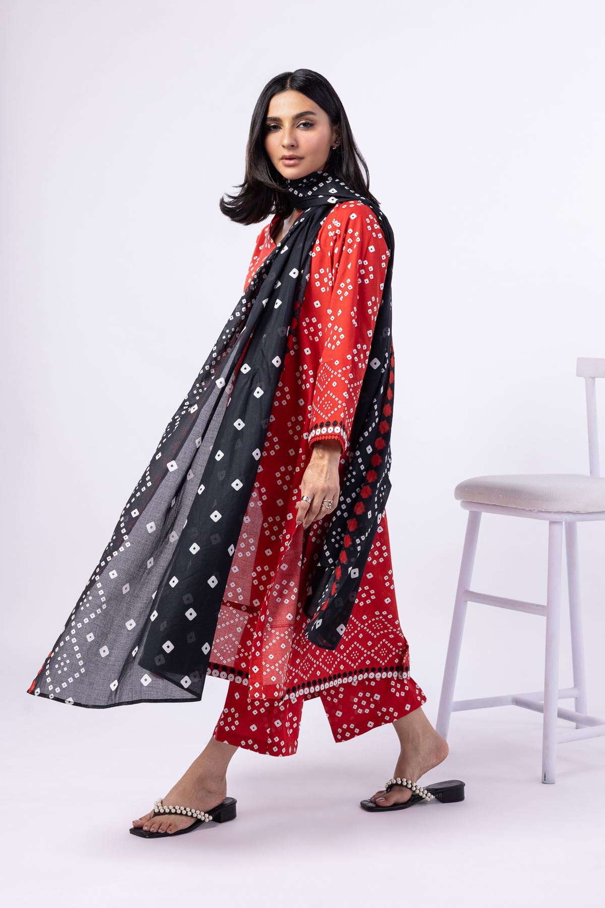 Tak わた Shop Prada Sunglasses for Women SPR 65Z ZVN-09T | Optorium Online