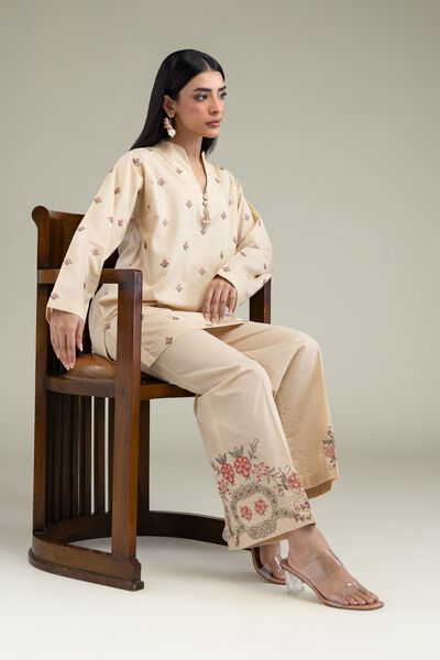 Embroidered | Cambric | Floral V-Neck Kurta | GBP 25.00