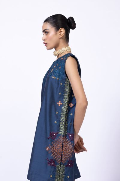 Embroidered | Raw Silk | Kurta | GBP 12.00