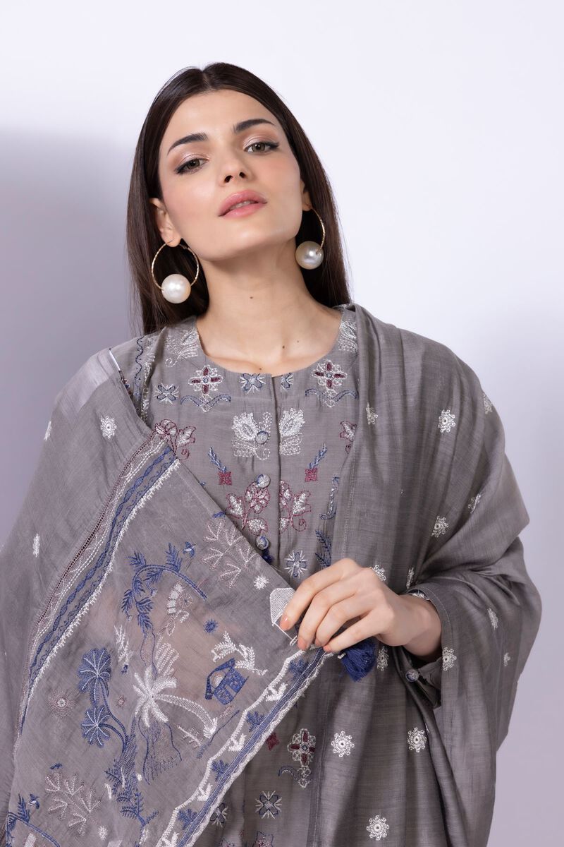 Embroidered | Paper Silk | Dupatta | GBP 25.00