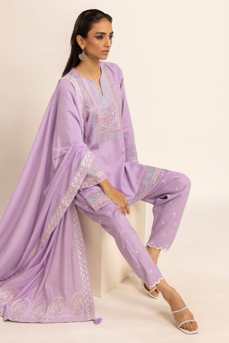  | Dupatta | Embroidered | null