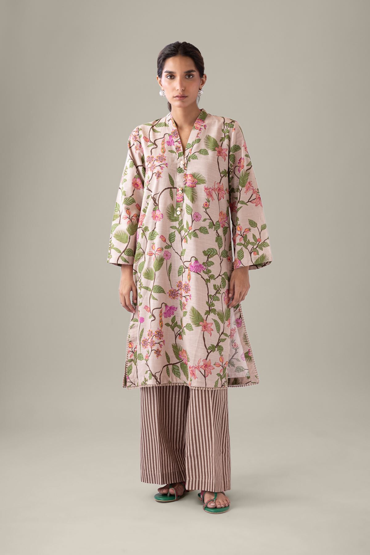 Buy Kurta | 0.0 N/A | 25-09-12E2-01TA-VG_MULTI | Khaadi United Kingdom