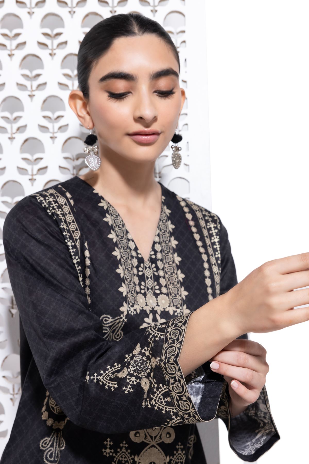 Buy Kurta | 12.00 GBP | 1001830447 | Khaadi United Kingdom