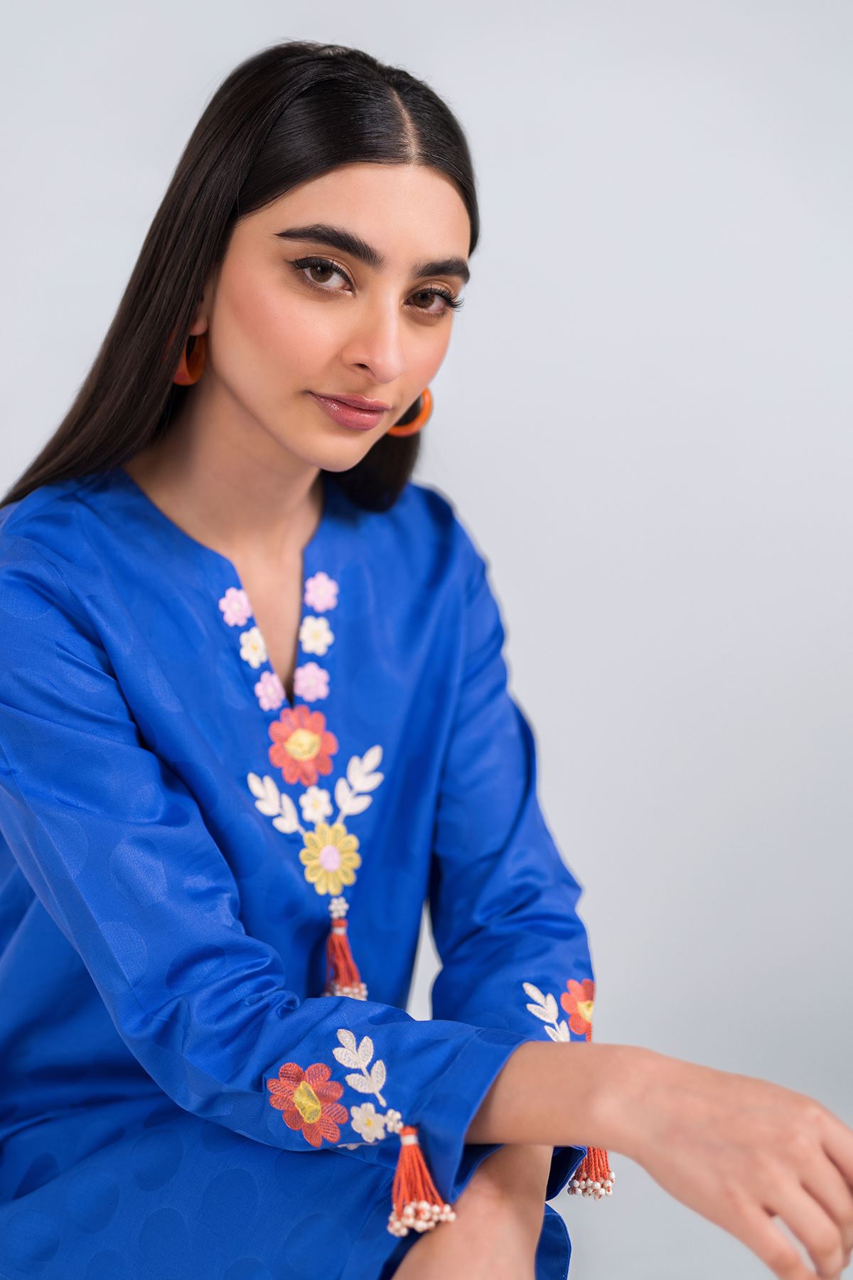 Buy Kurta | Embroidered | 30.00 GBP | 1001809312 | Khaadi United  