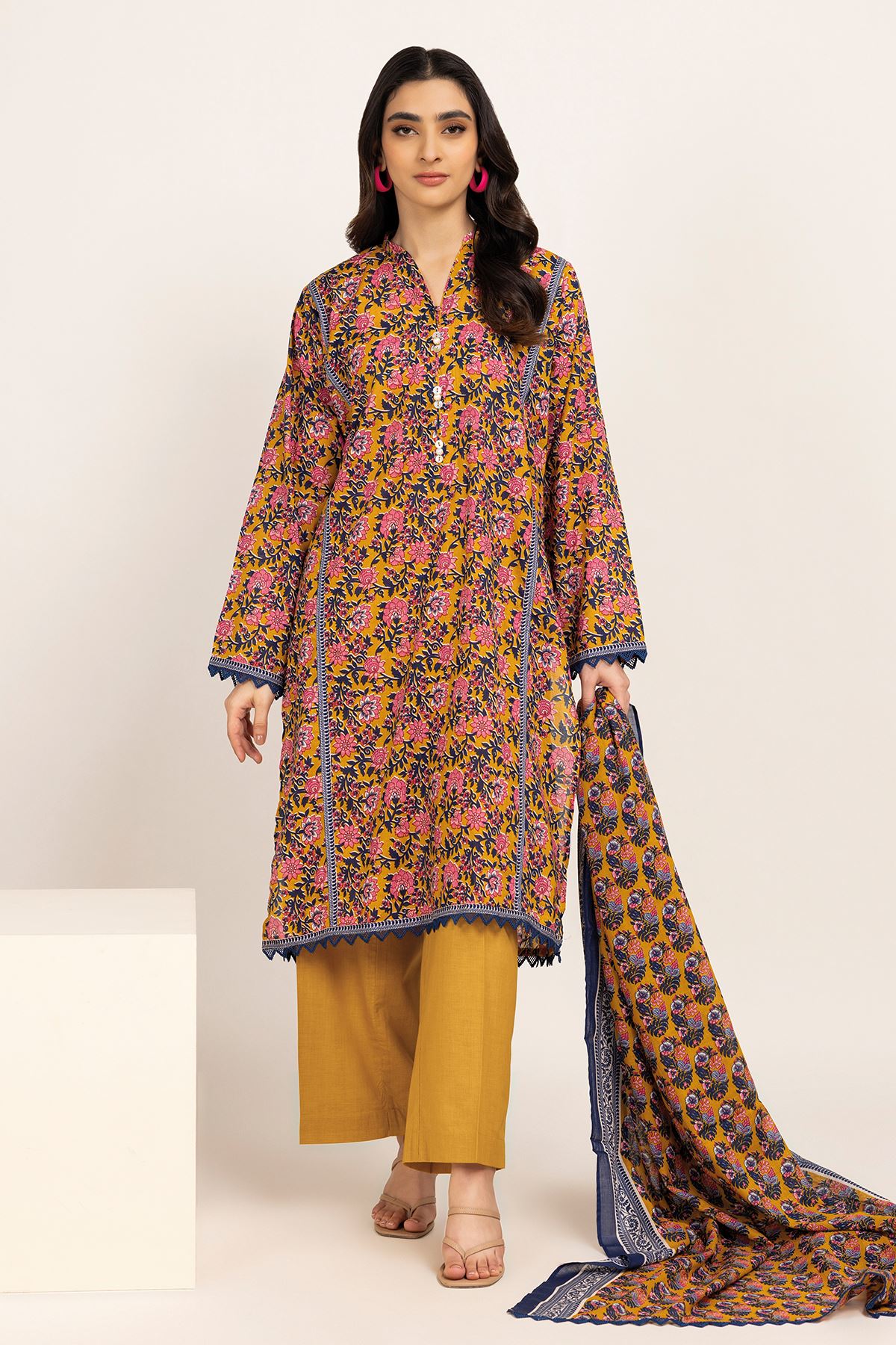 Buy Fabrics 3 Piece | 7.20 GBP | 1001781131 | Khaadi United Kingdom
