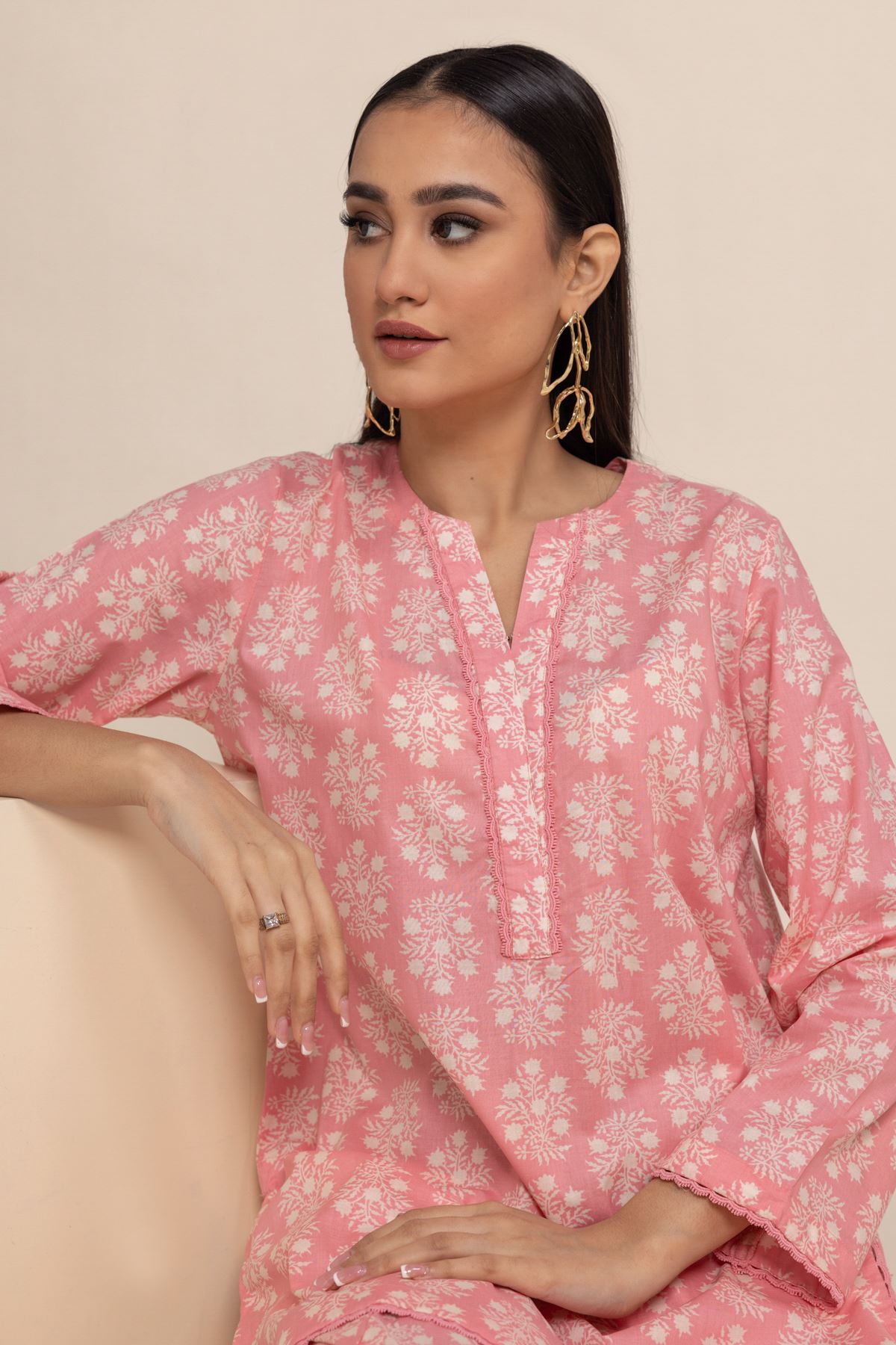 Buy Kurta | 6.00 GBP | 1001801927 | Khaadi United Kingdom