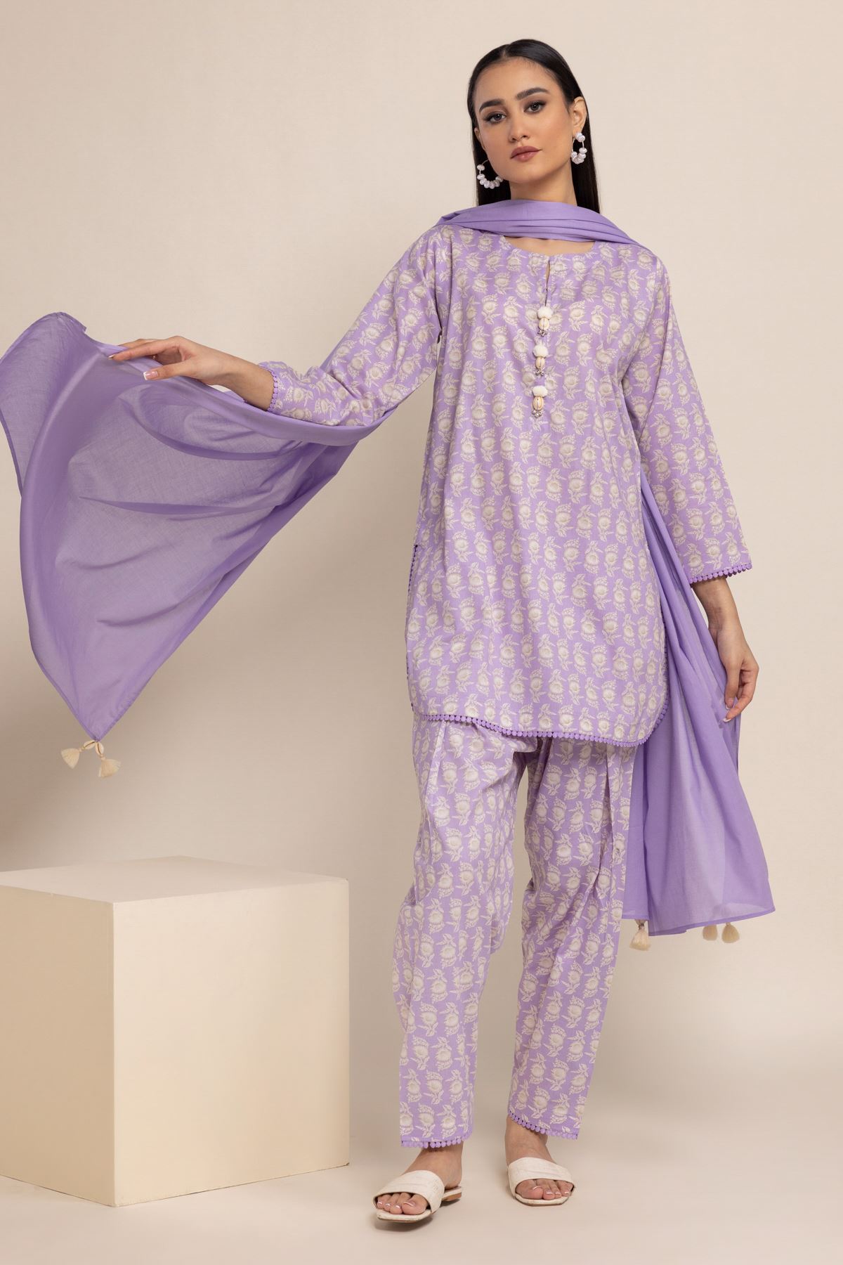 Buy Kurta | 6.00 GBP | 1001801917 | Khaadi United Kingdom 