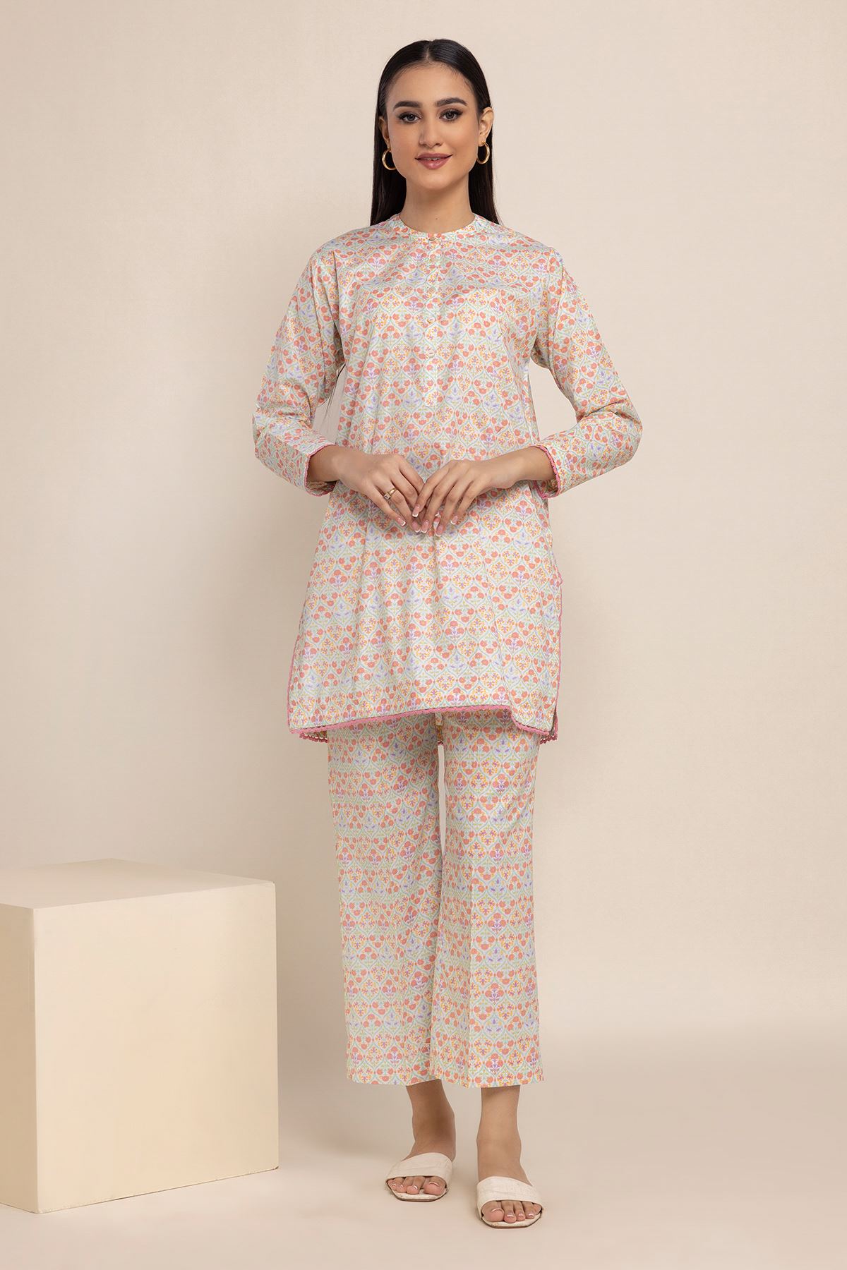 Buy Kurta | 6.00 GBP | 1001801930 | Khaadi United Kingdom