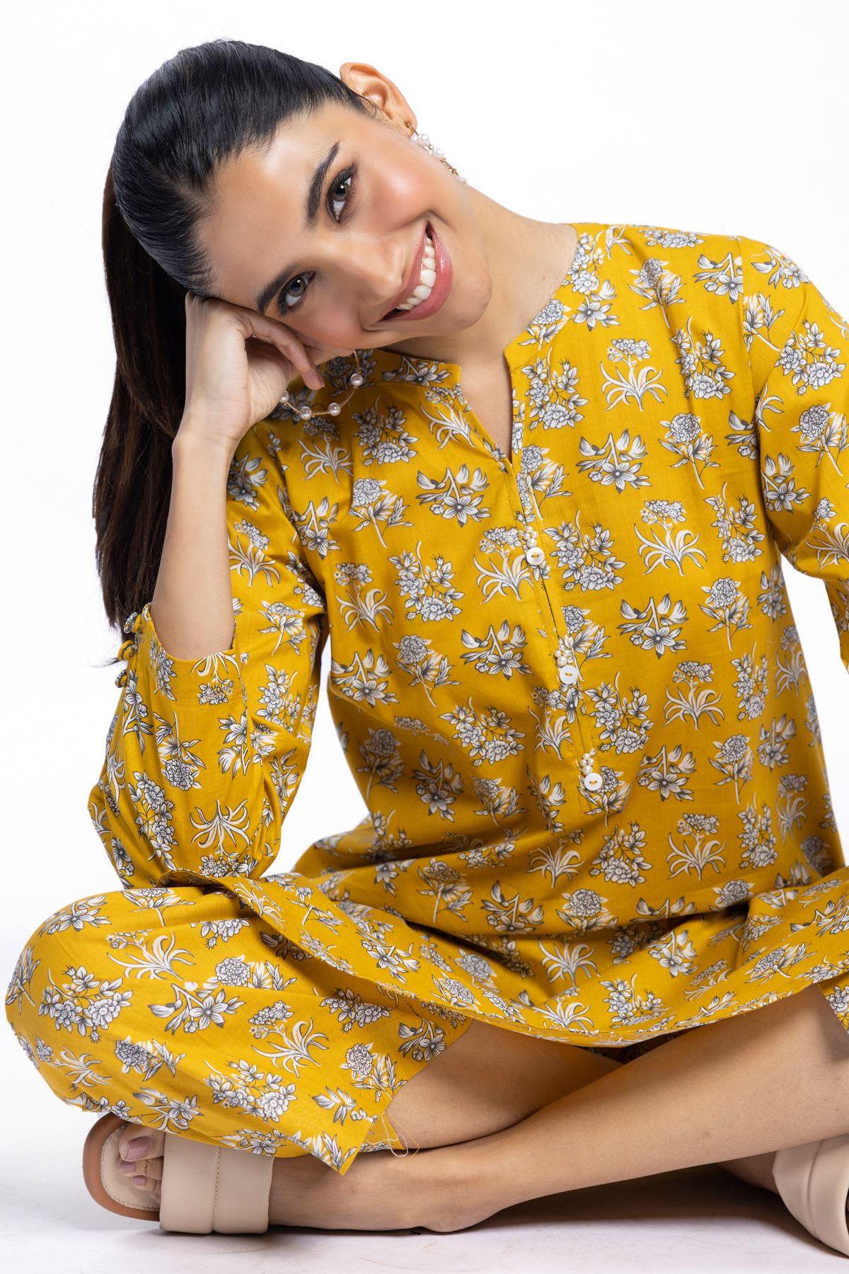 Buy Kurta | 6.00 GBP | 1001806488 | Khaadi United Kingdom