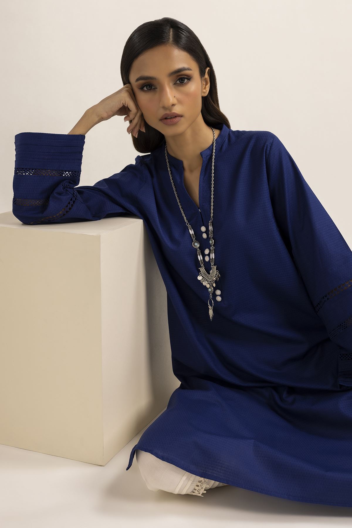Buy Kurta | 5.40 GBP | 1001773140 | Khaadi United Kingdom