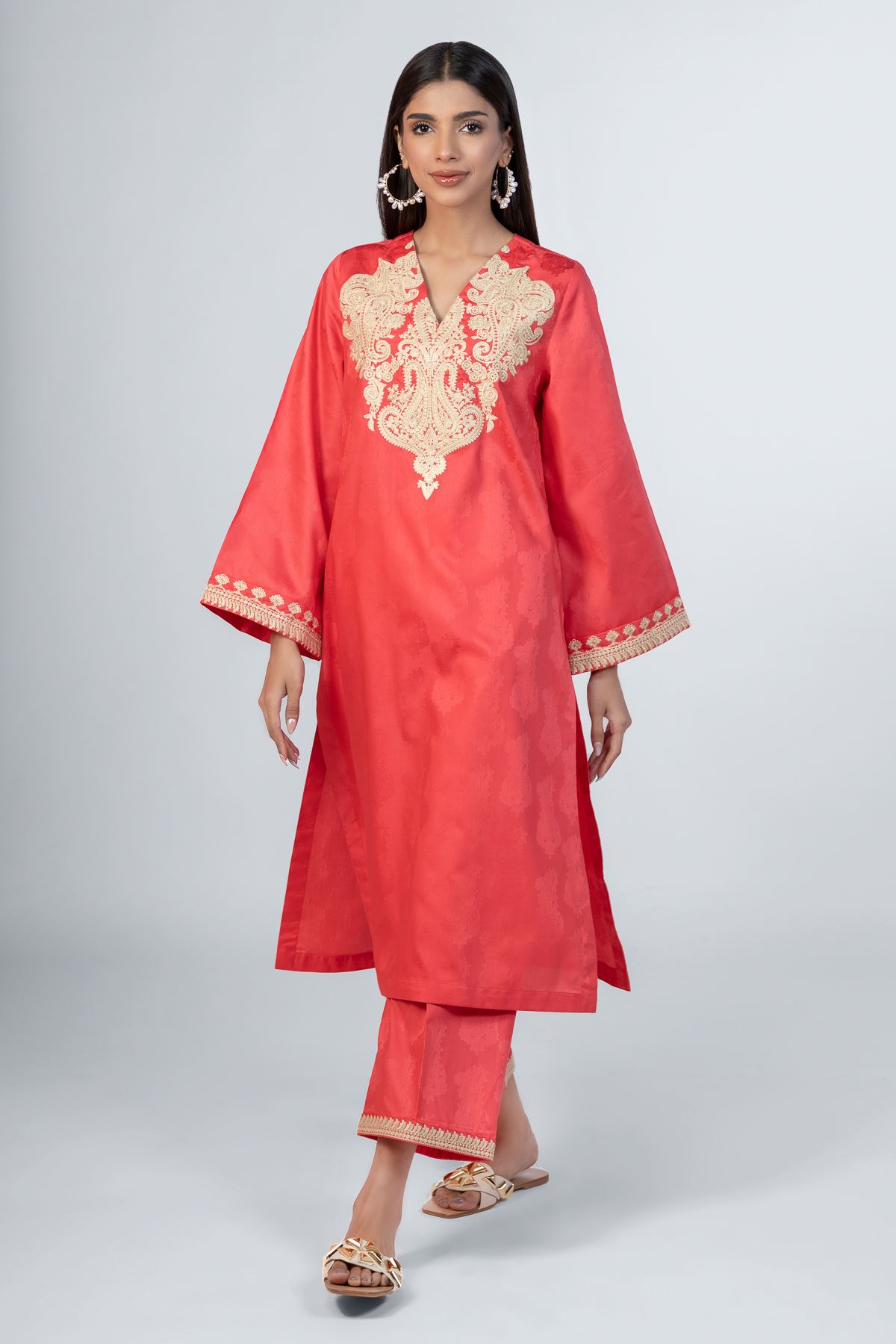 Buy Kurta | Embroidered | 7.50 GBP | 1001808131 | Khaadi United 