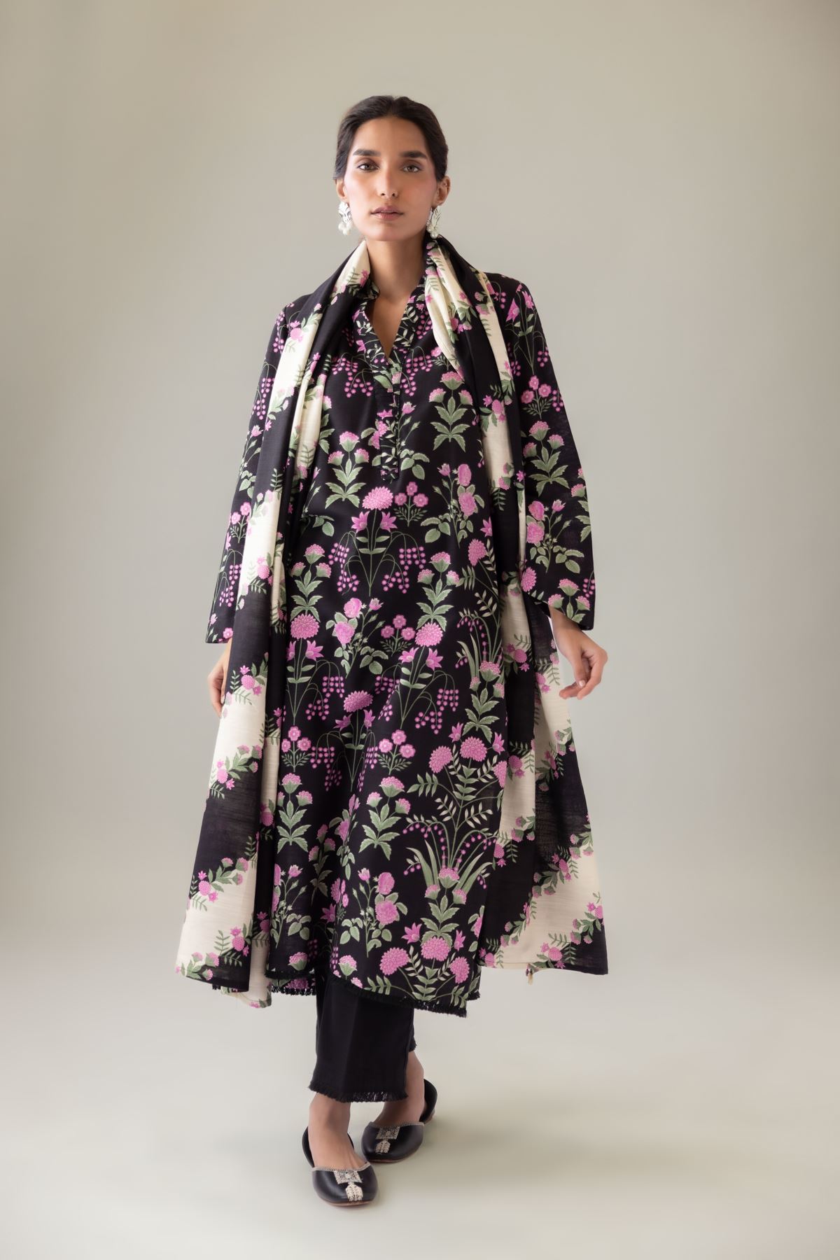 Kadu様 コラゲリード W2 Buy Kurta | 0.0 N/A | 25-09-12E2-04TA-VG_MULTI | Khaadi United Kingdom