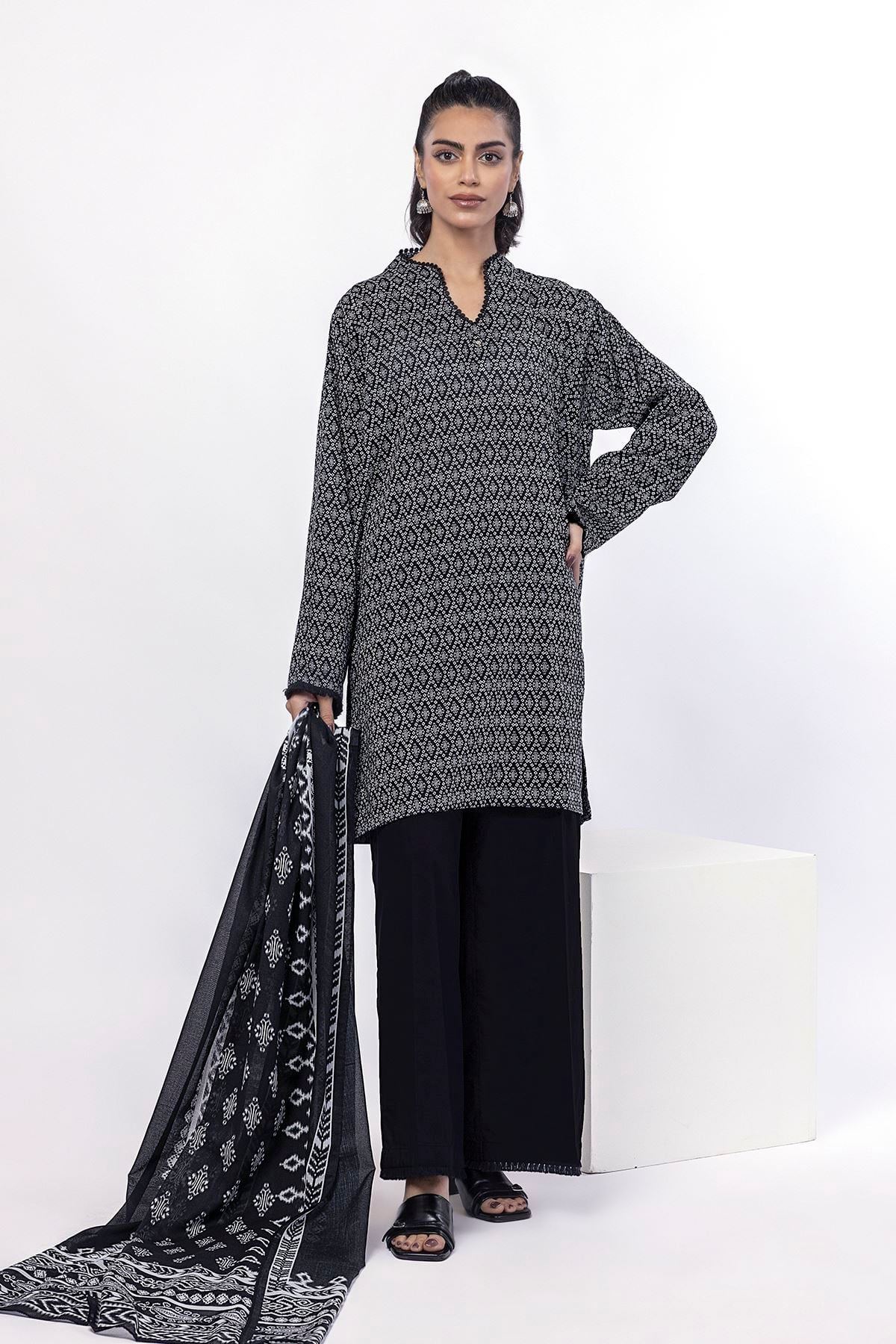 Buy Tailored 3 Piece | 0.0 N/A | SS2569AST-VG_MULTI | Khaadi